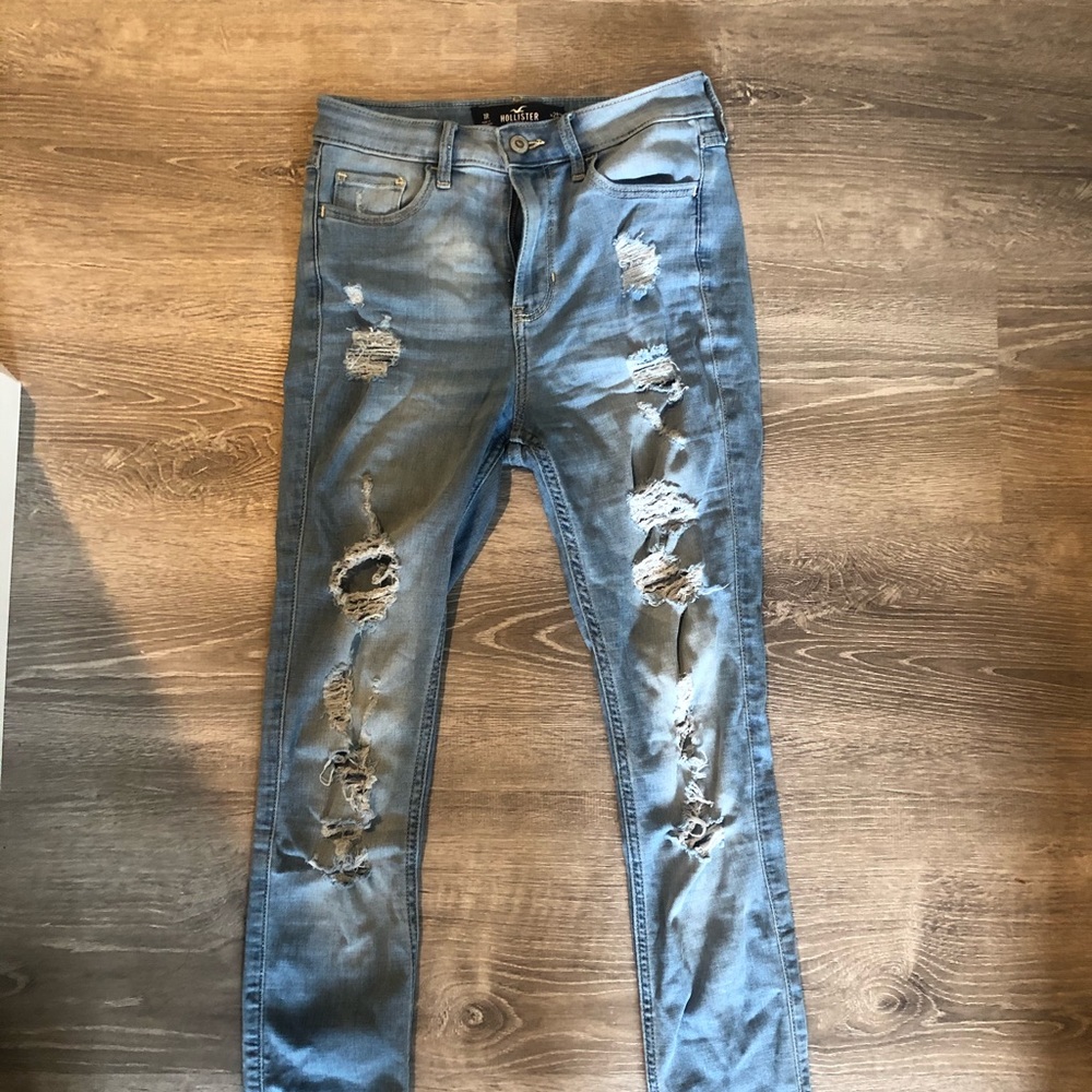 SOLD brand new hollister jeans